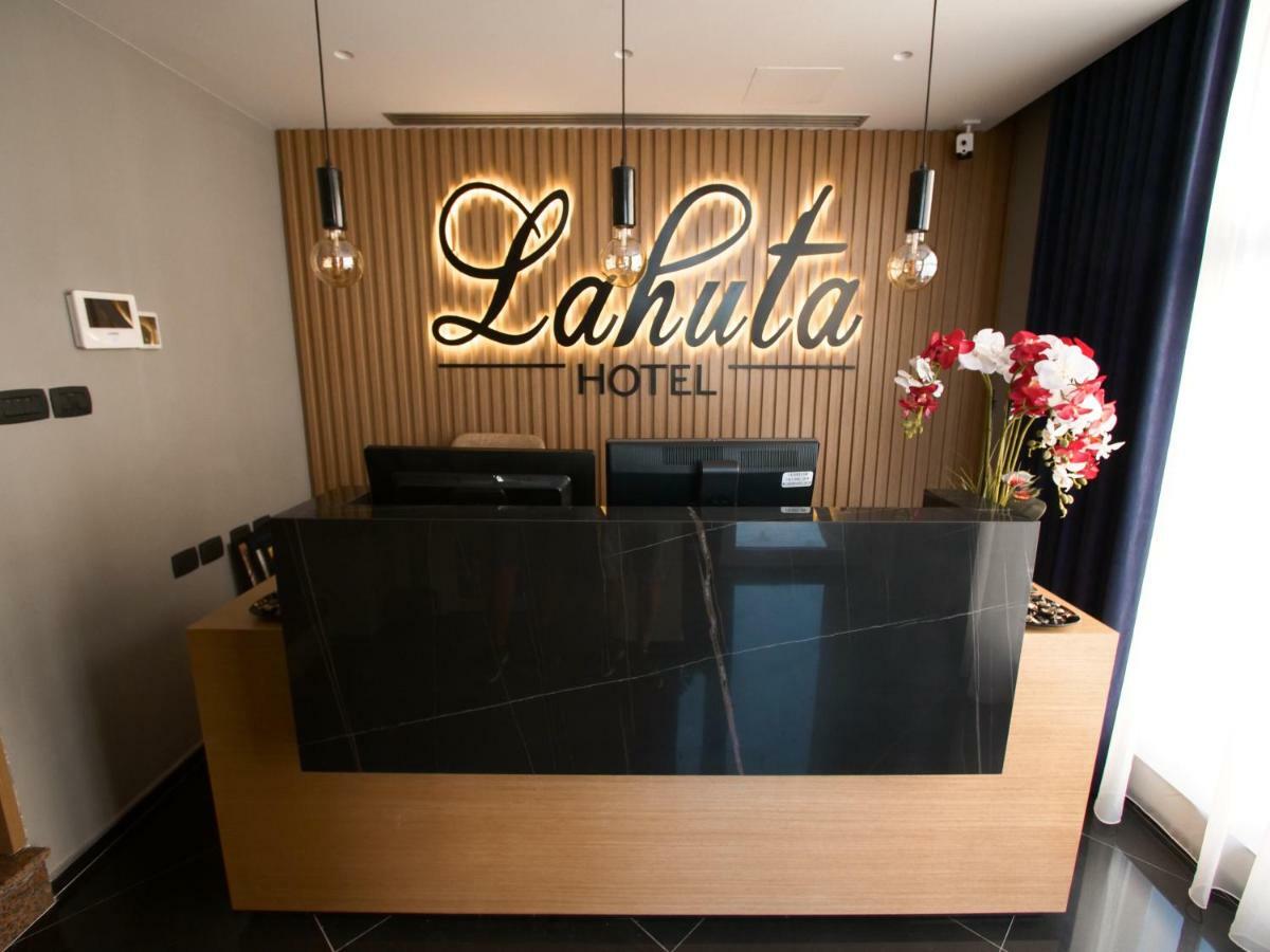 Hotel Lahuta Bajram Curri 外观 照片